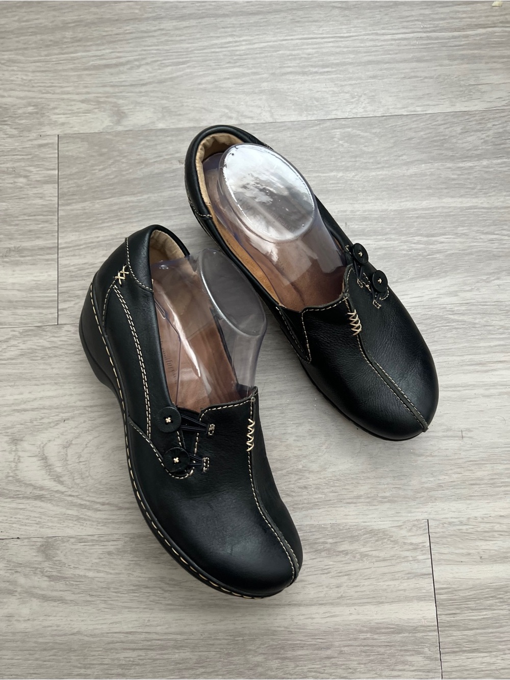 Softspots Women’s 10W Black Leather Comfort Loafers Slip On Wedge Shoes